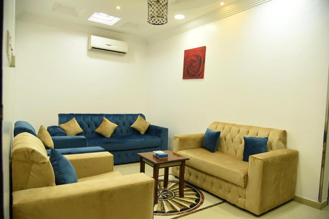 شقق جنان المفروشة Jenaan Apartments Najrán Exterior foto